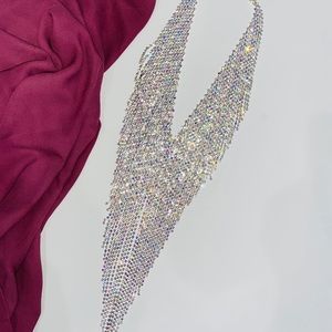 Beautiful blingy bridal necklace.